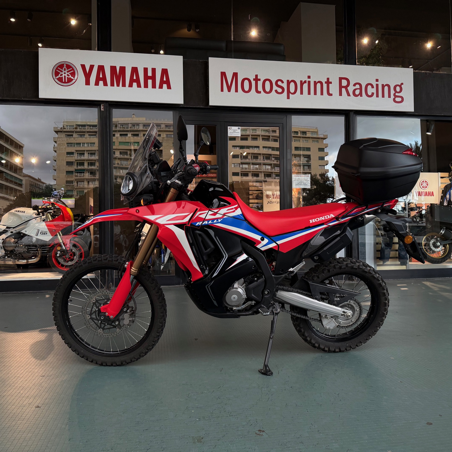 Honda Crf Rosso Rally Abs Usata Disponibile A Ge