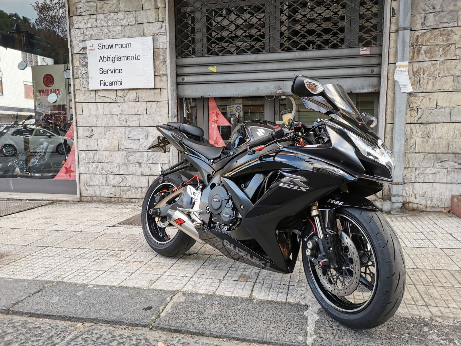 Suzuki GSX R 600 Nero Usata Disponibile A ME