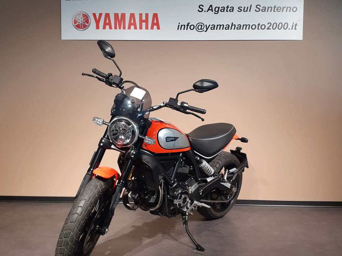 DUC SCRAMBLER 800 2020 (1).jpg