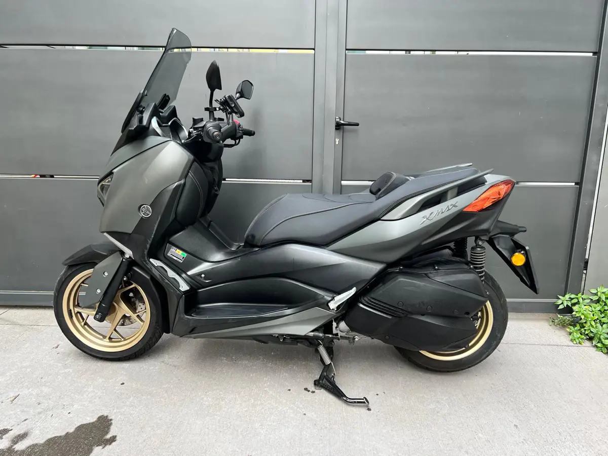XMAX 300 TechMax Kamo 7.jpeg