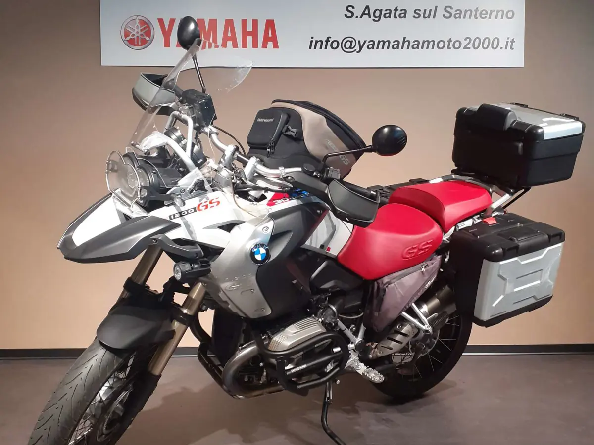 BMW 1200 GS 30TH  2010 (1).jpg