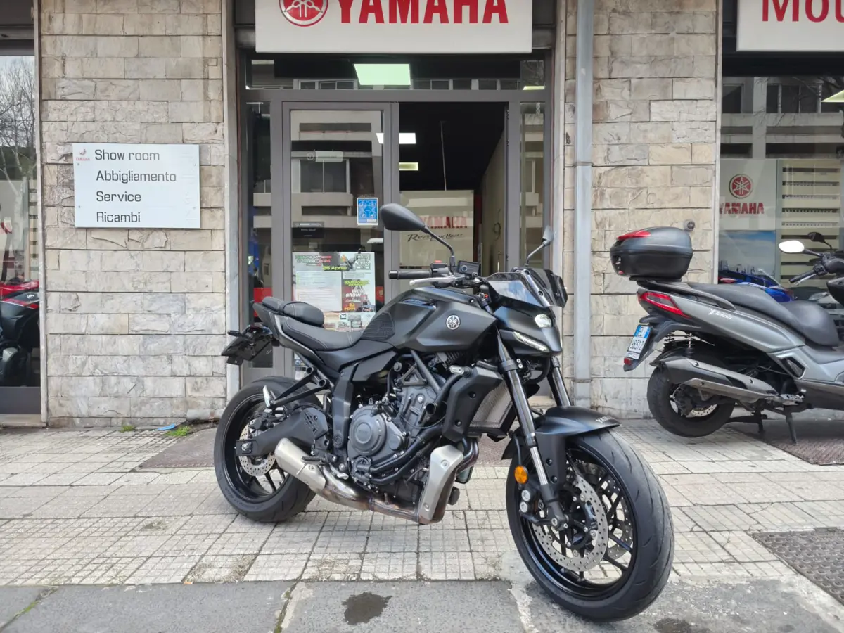 Motorshow srl Yamaha MT-07.....jpeg