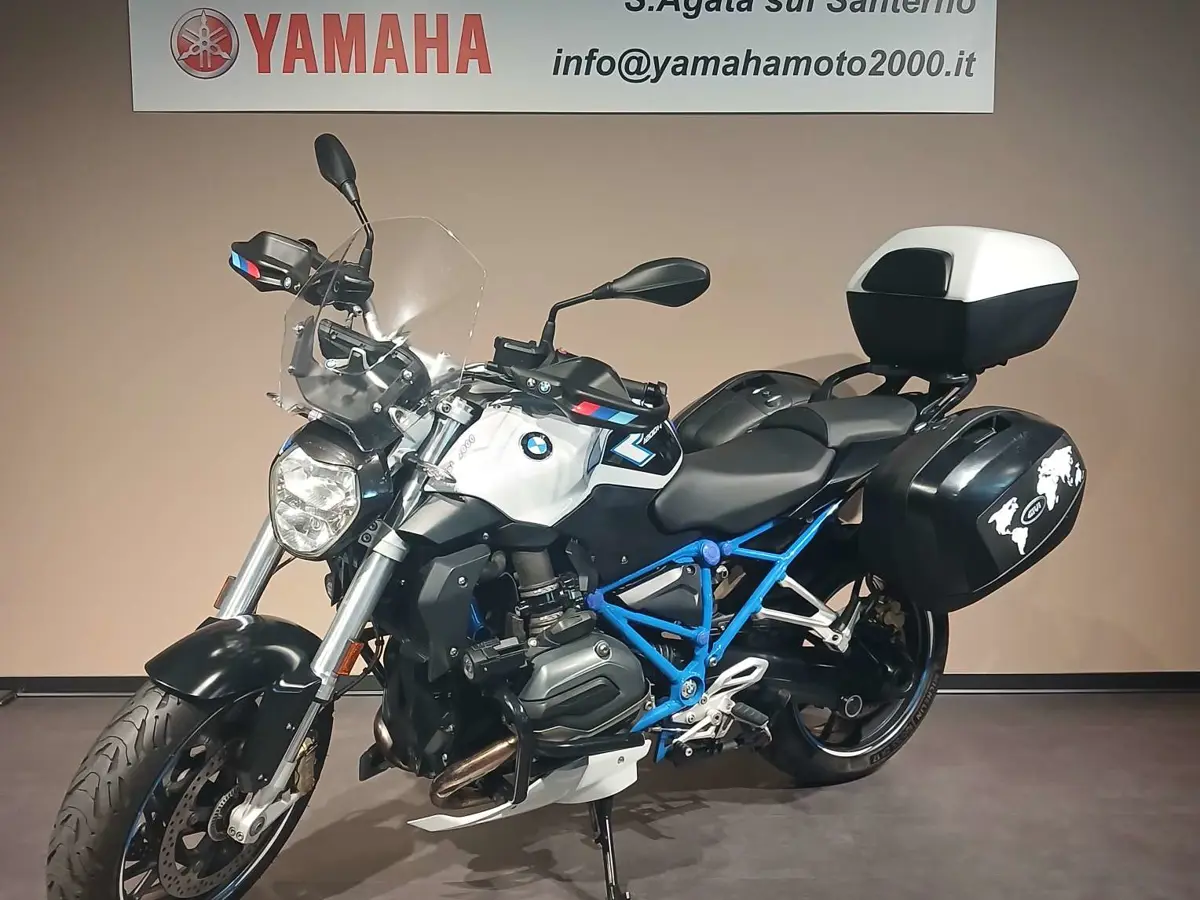 BMW R 1200 R 2016 (1).jpg