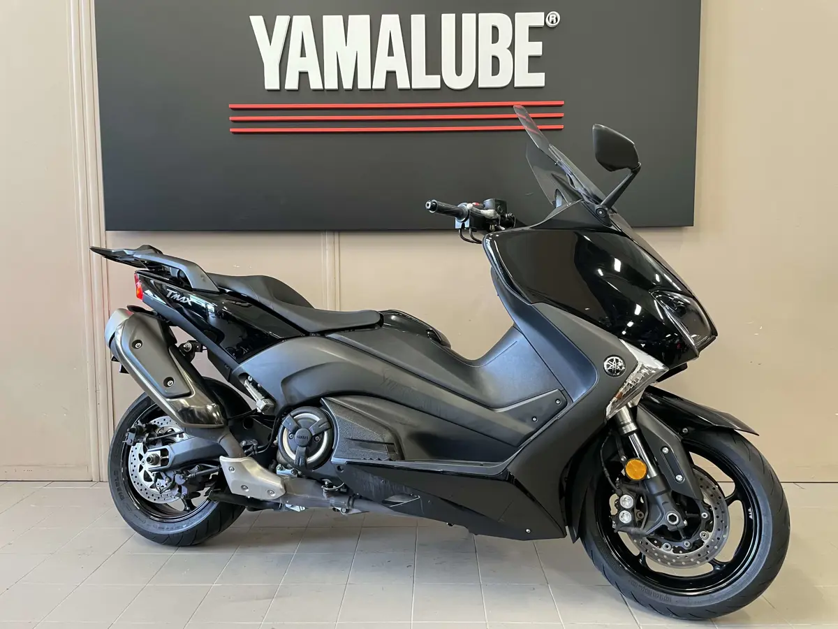 TMAX 2017 (1).jpg