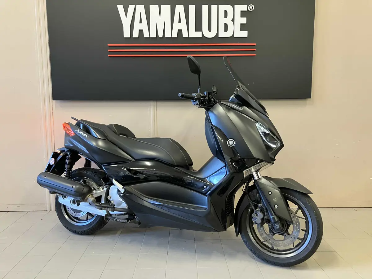 XMAX 125 IRON (3).jpg
