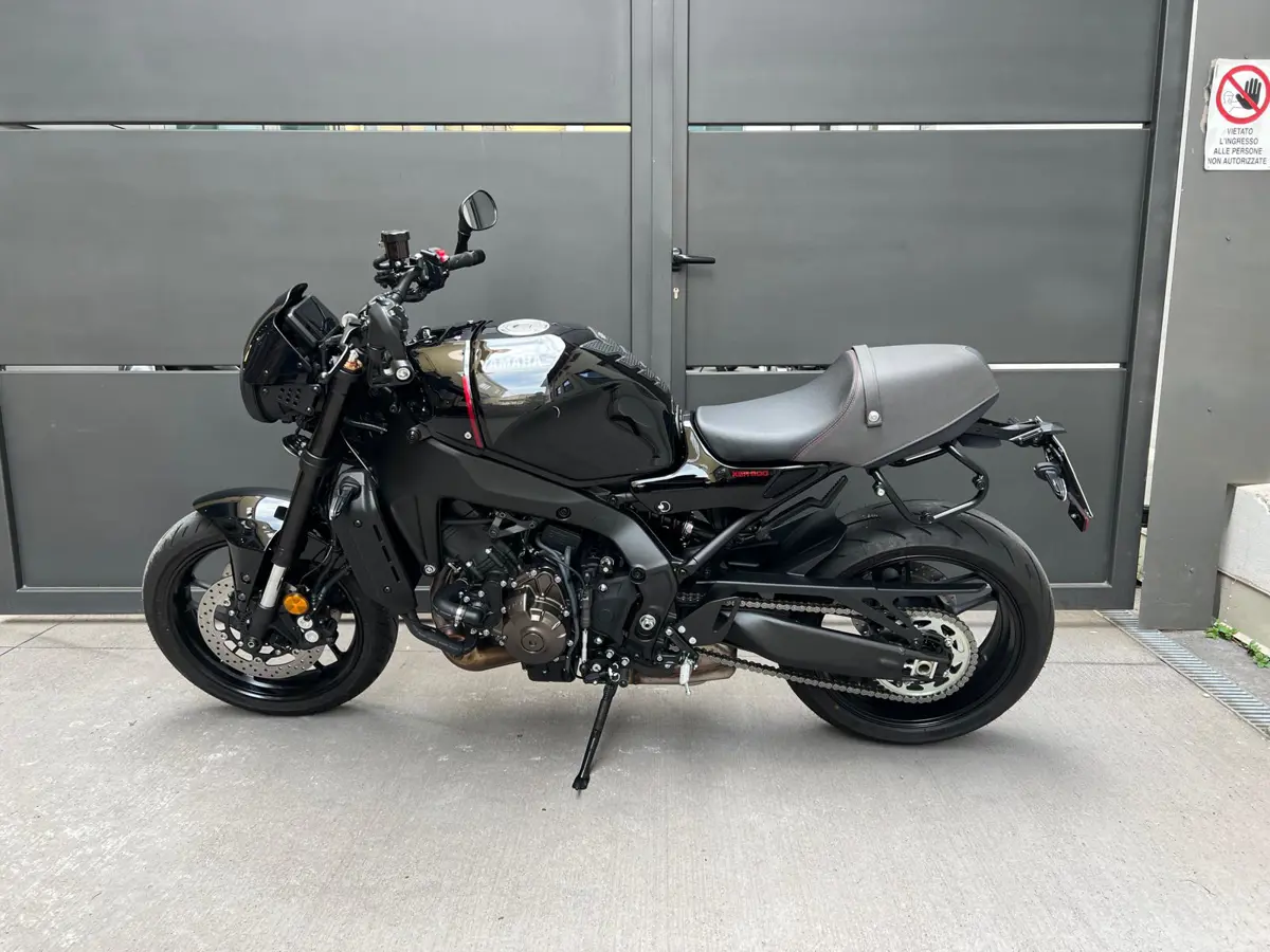 XSR 900 9.jpg