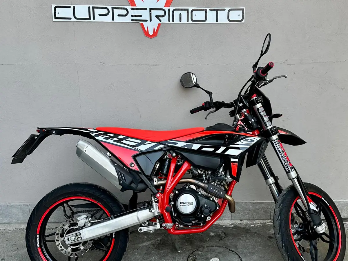 WhatsApp Image 2025-12-12 at 09.16.50 (1).jpeg