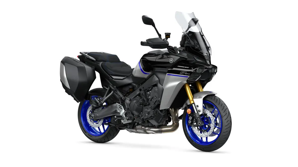 2025-Yamaha-MT09ATRDXCS-EU-Icon_Performance-360-Degrees-001-03_Tablet - Copia.jpg