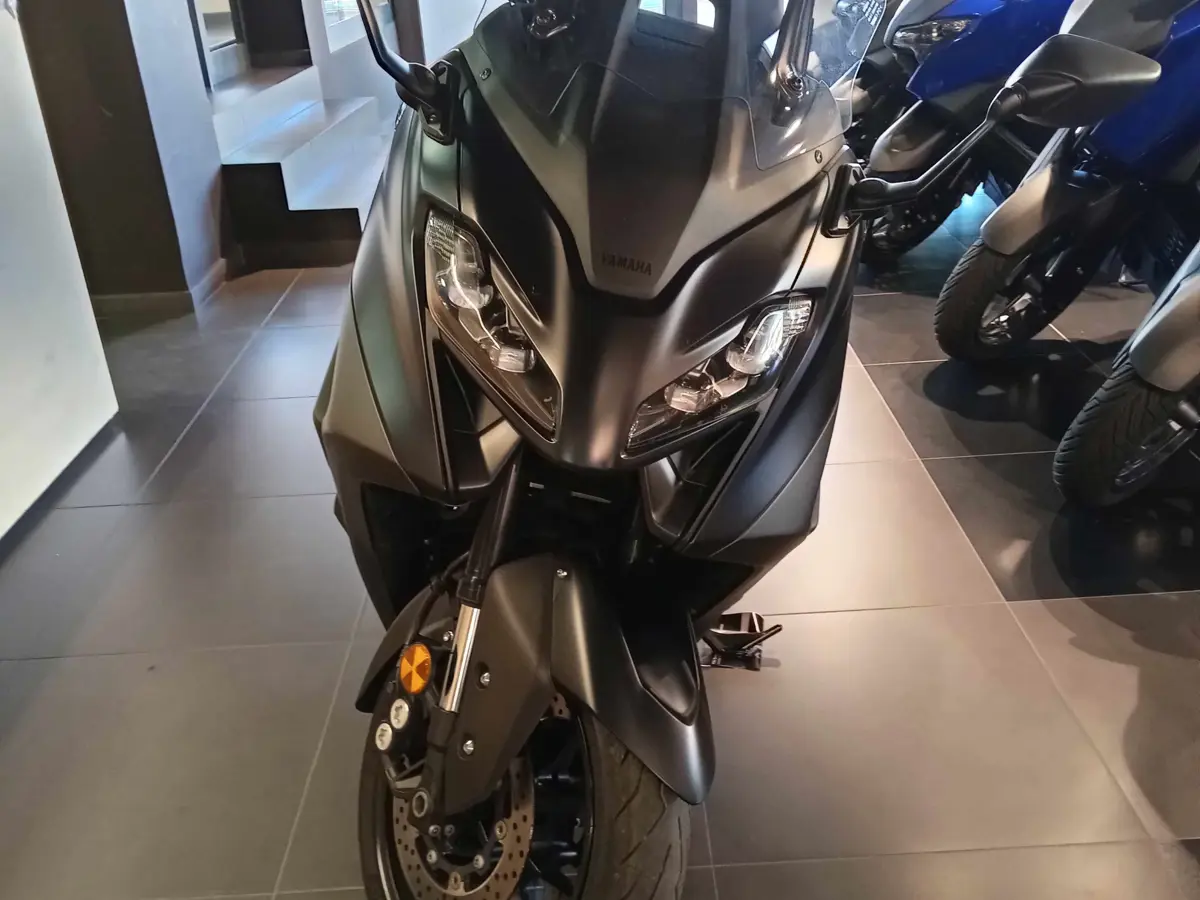 tmax 1.jpg