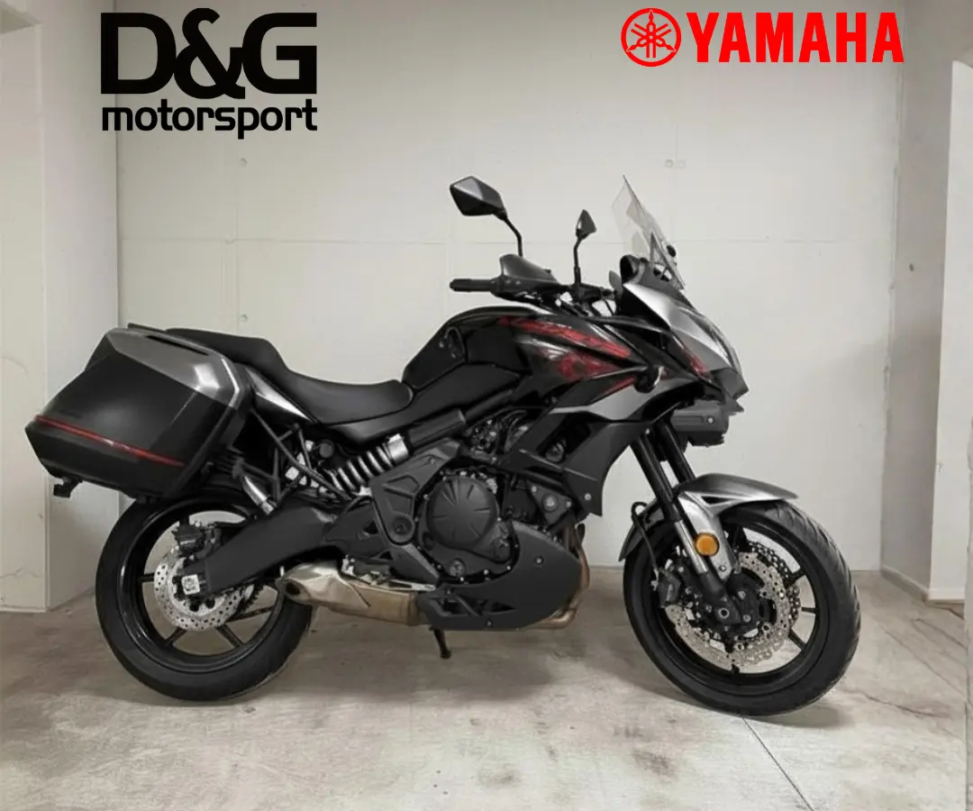 YA MODELLO_FOTO USATI.png