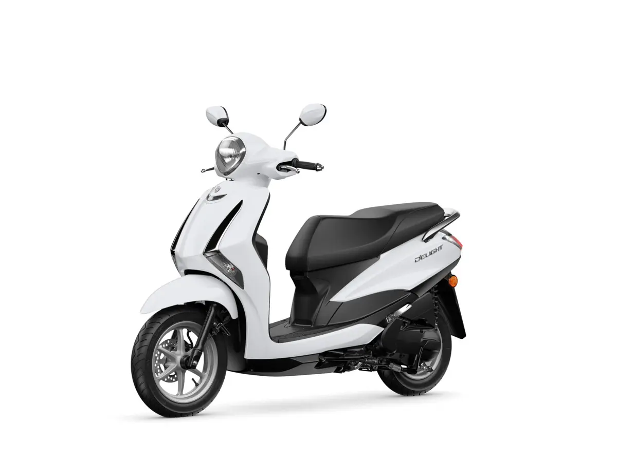 2024-Yamaha-LTS125-EU-Milky_White-Studio-007-03.jpg