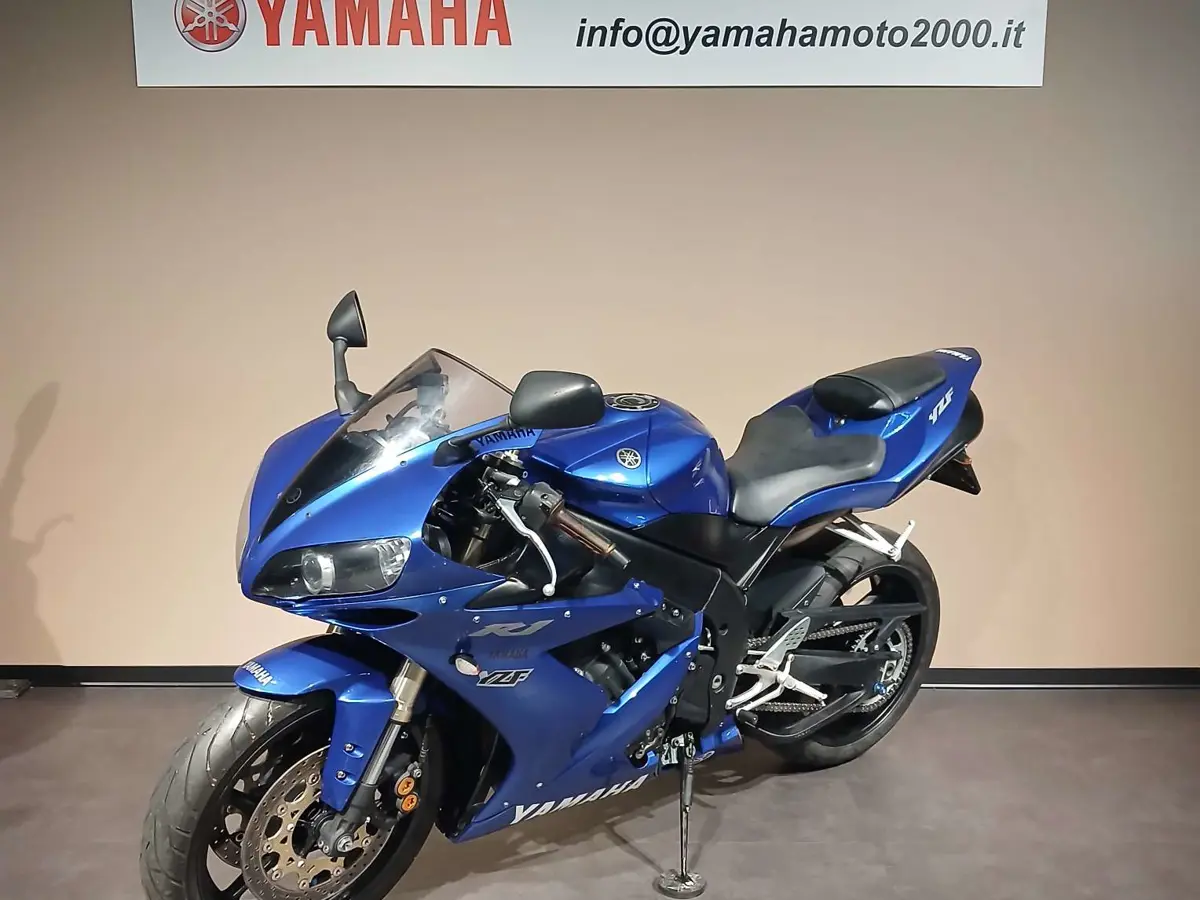 YAM R 1 2004 (6).jpg