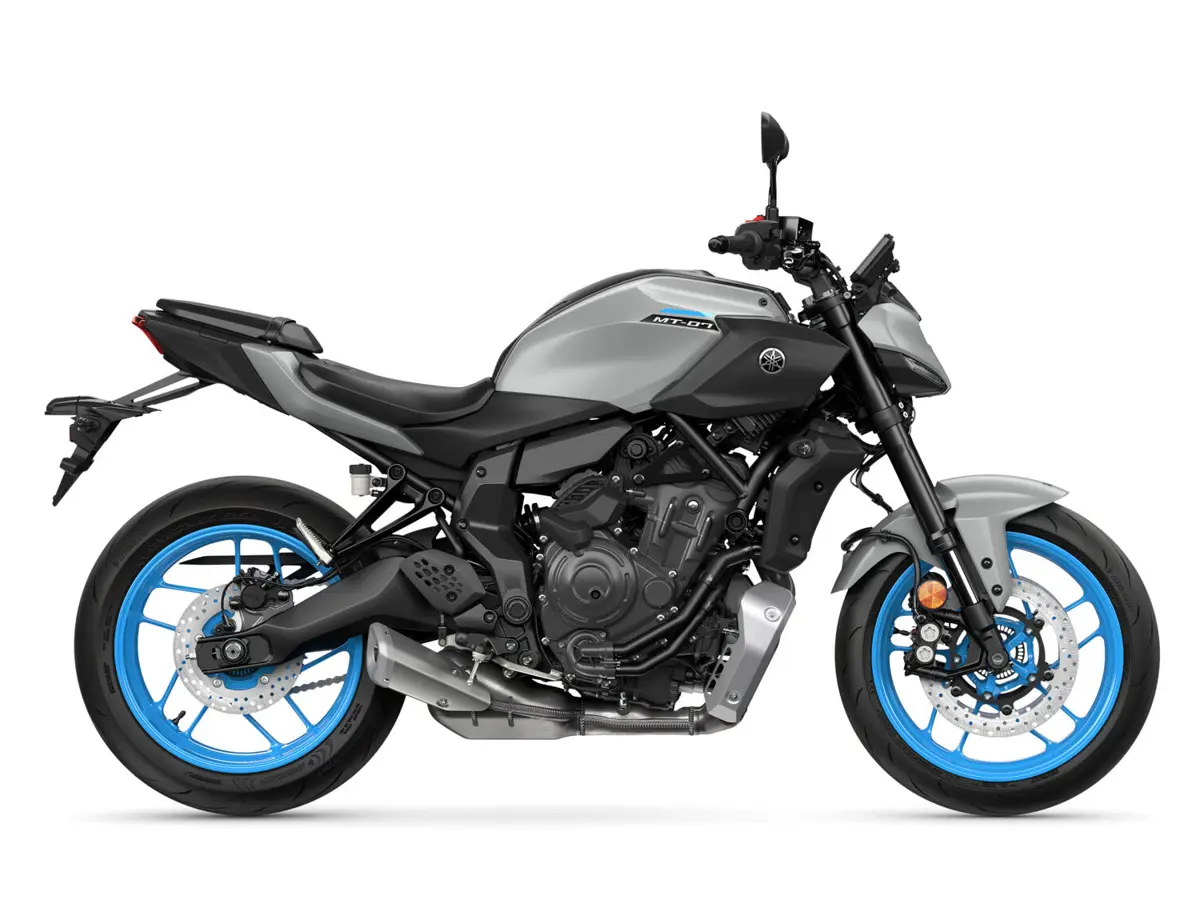 2025-Yamaha-MT07AS-EU-Ice_Storm-Studio-002-03.jpg