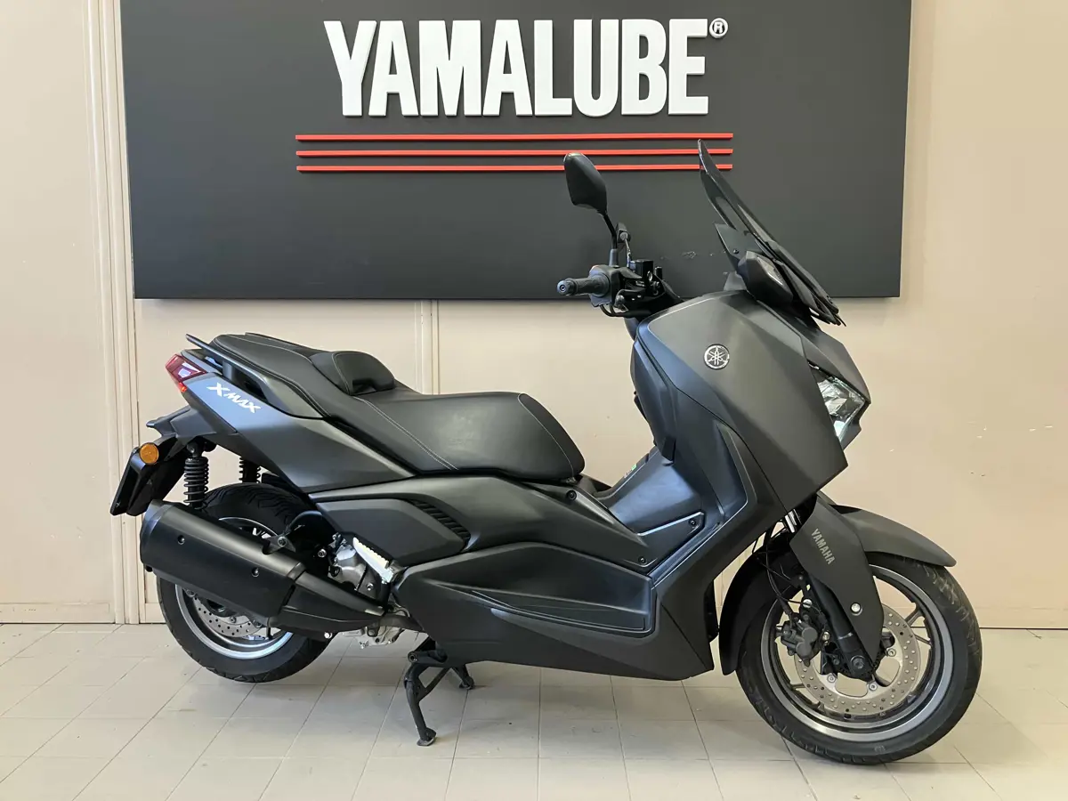 XMAX 300 SONIC  (1).jpg