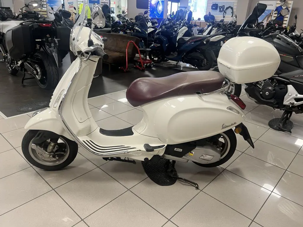 VESPA 3.jpg