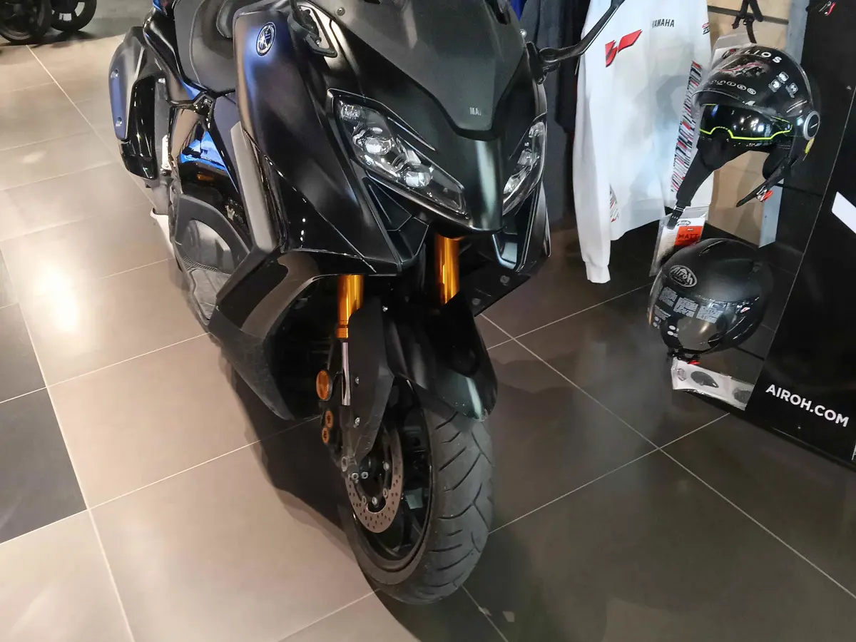tmax 2.jpg