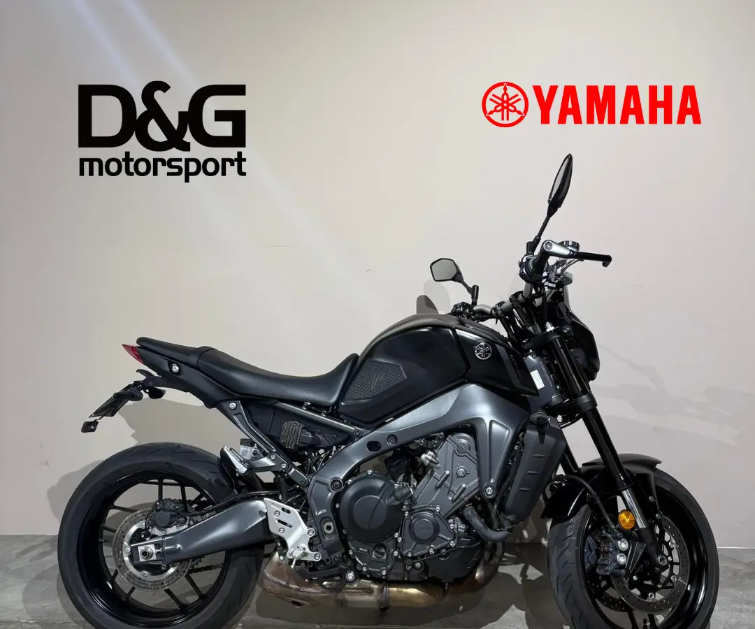 YA MODELLO_FOTO USATI (2).png