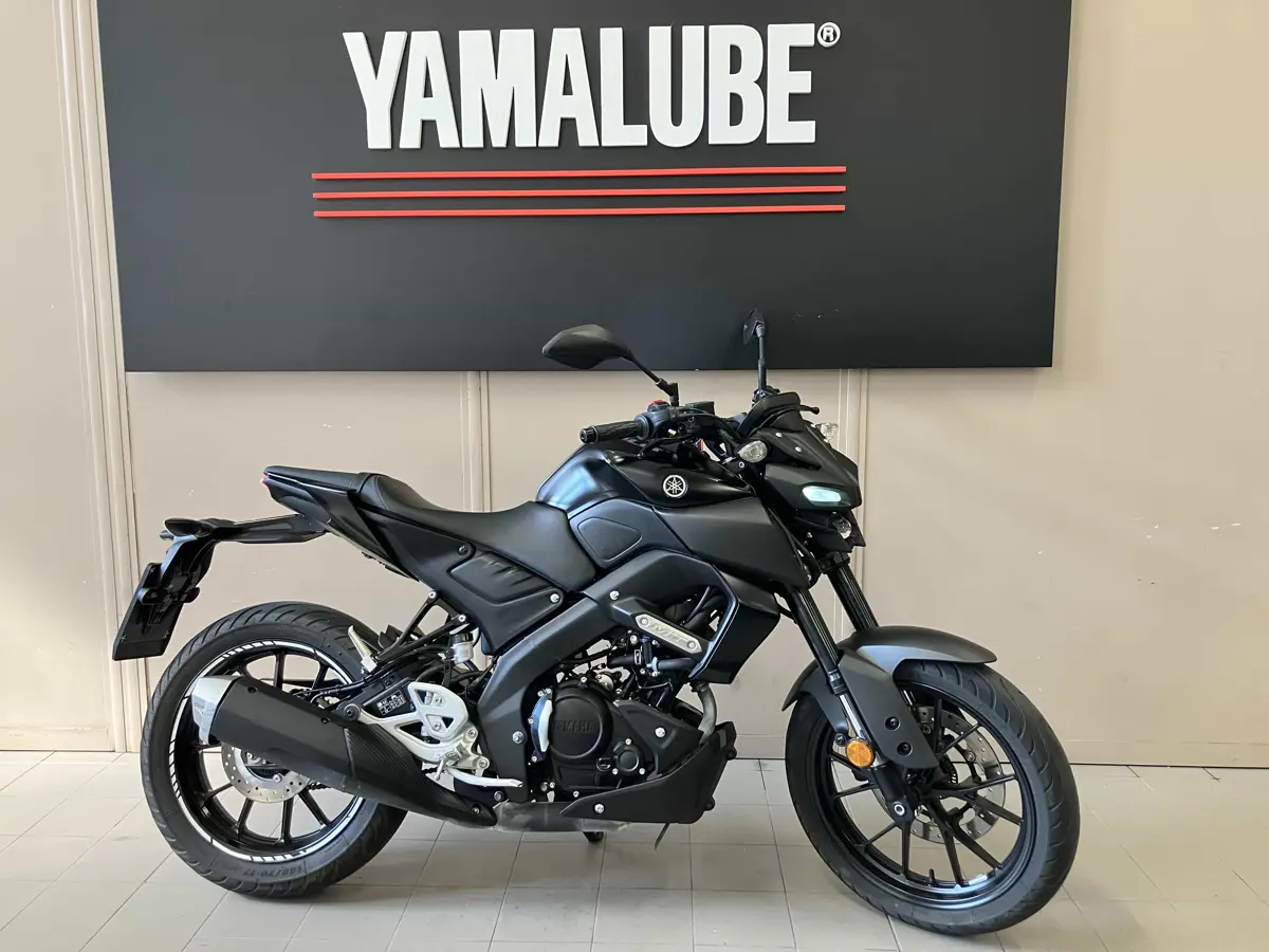 MT125 NERO (2).jpg