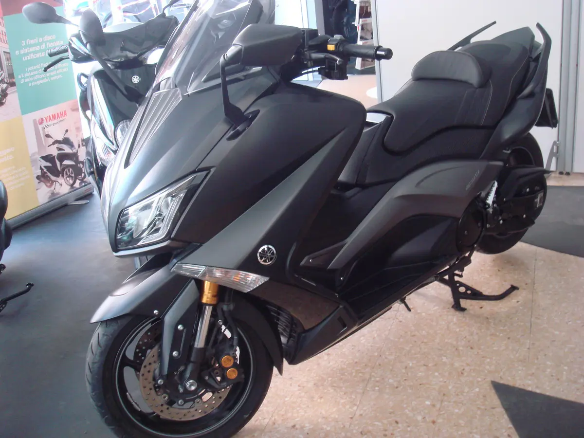 TMAX 3 (Copia).JPG