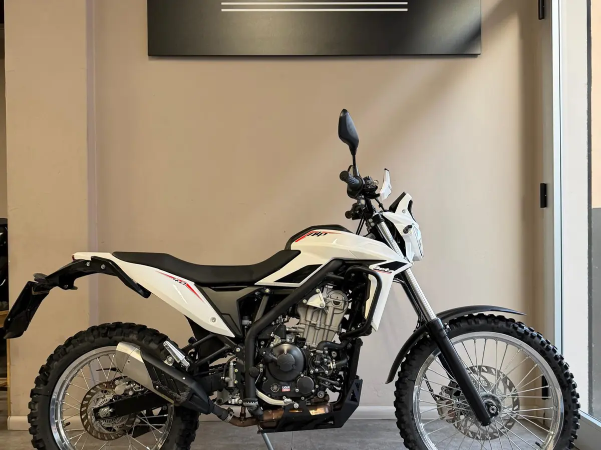 WhatsApp Image 2025-12-06 at 15.39.03 (2).jpeg