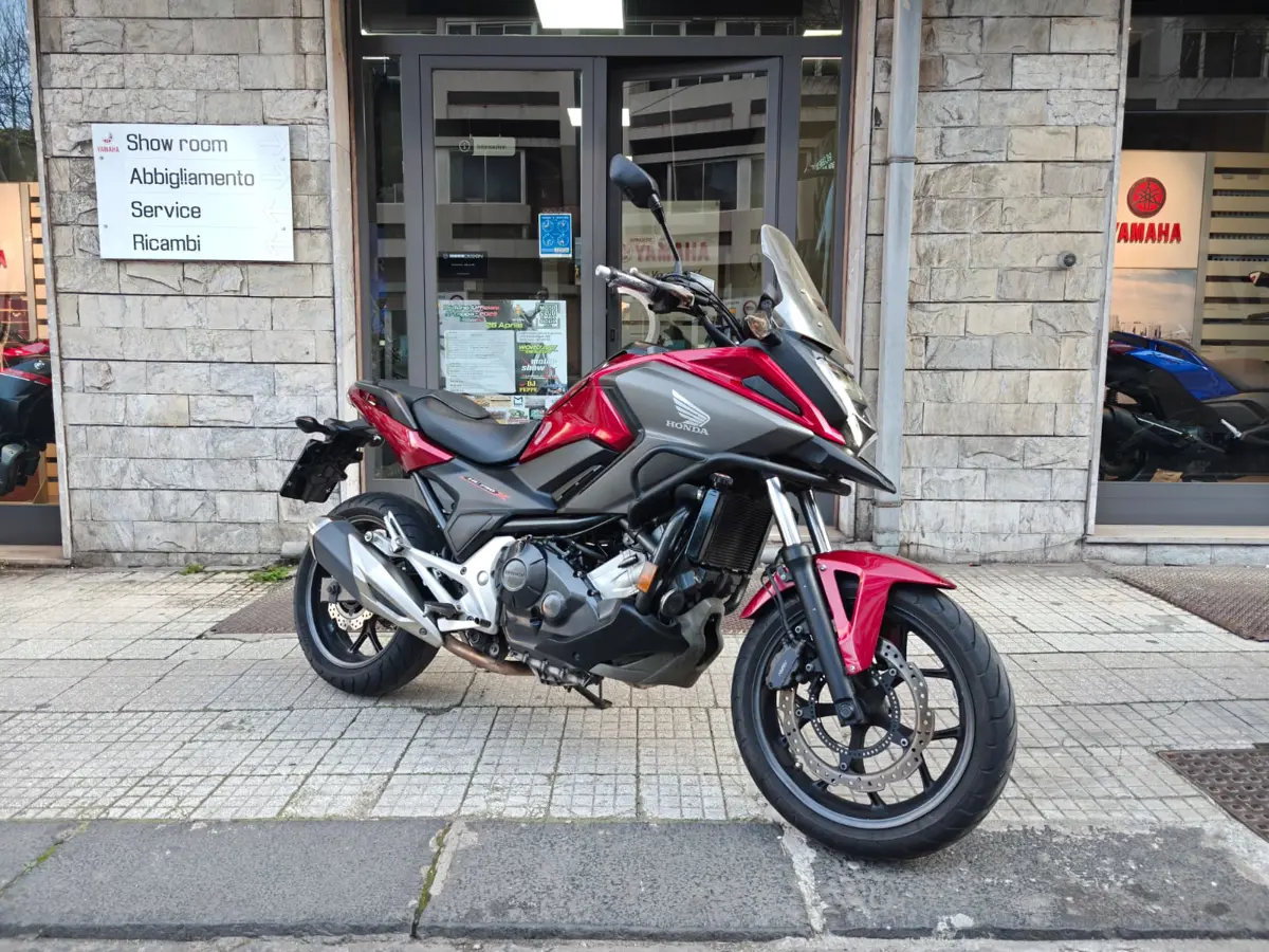 Motorshow srl NC 750 HONDA 4.jpeg