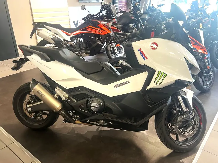Honda 6.jpg