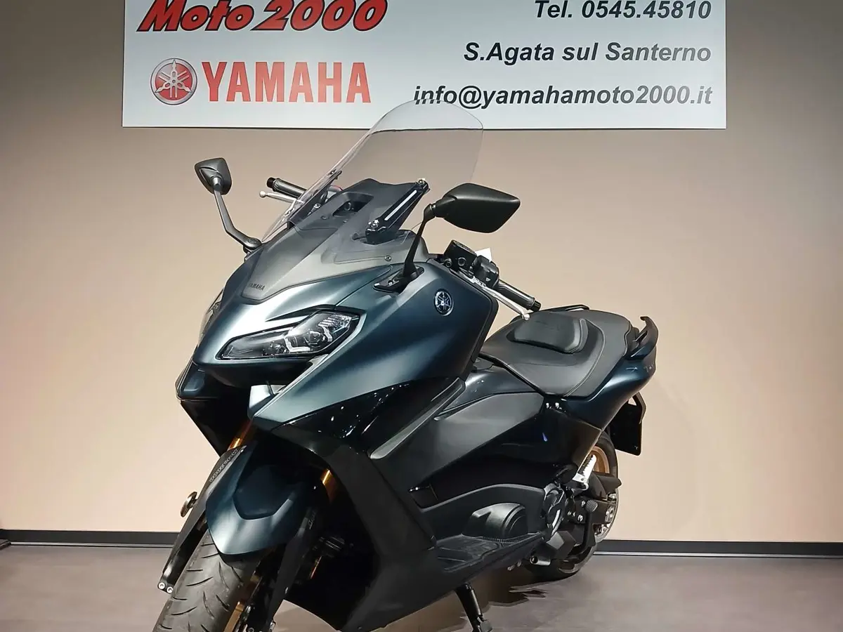 YAM T MAX 560 2023 ex Lenzi (6).jpg