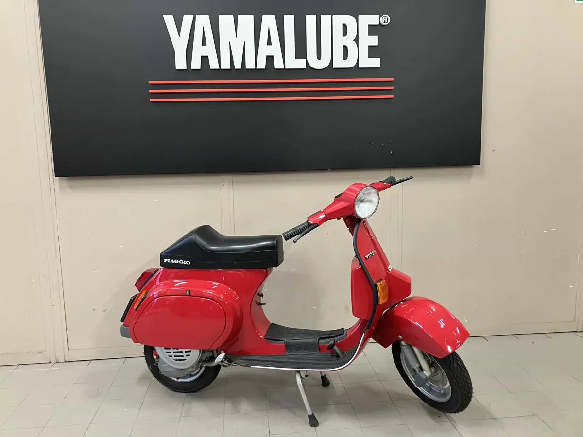 Vespa PK 50 Rossa (2).jpg