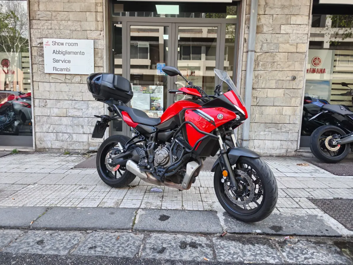 Motorshow srl Tracer 7 rossa6.jpeg