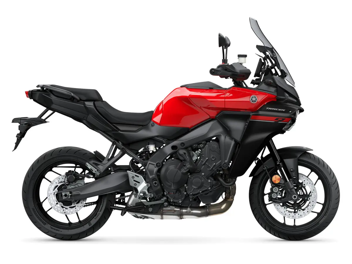2025-Yamaha-MT09ATRS-EU-Redline-Studio-002-03.jpg