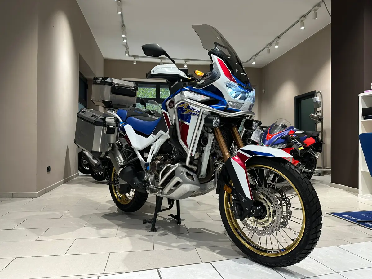 Immagine WhatsApp 2025-10-15 ore 09.10.40_4aefc387.jpg