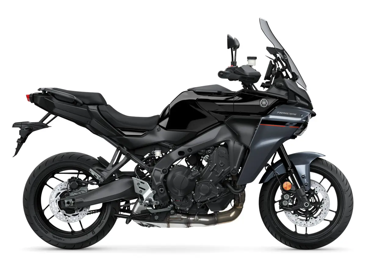 2025-Yamaha-MT09ATR-EU-Midnight_Black-Studio-002-03.jpg