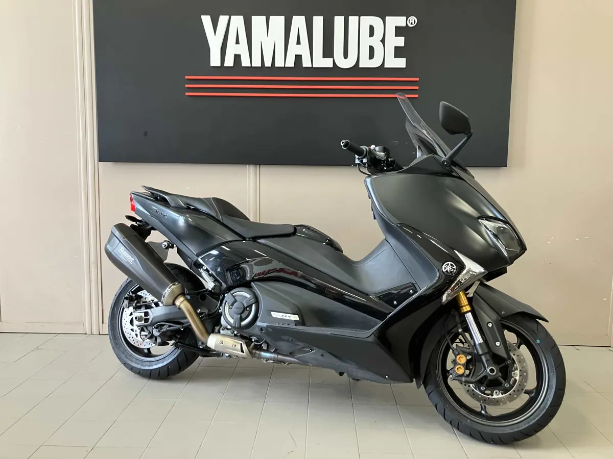 TMAX530 DX (1).jpg