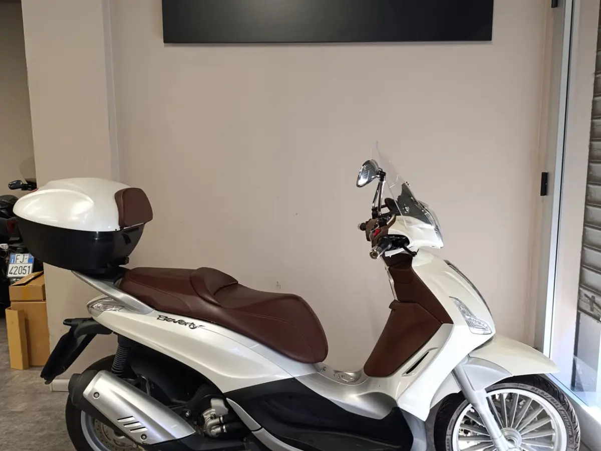 WhatsApp Image 2025-10-10 at 10.44.05 (1).jpeg