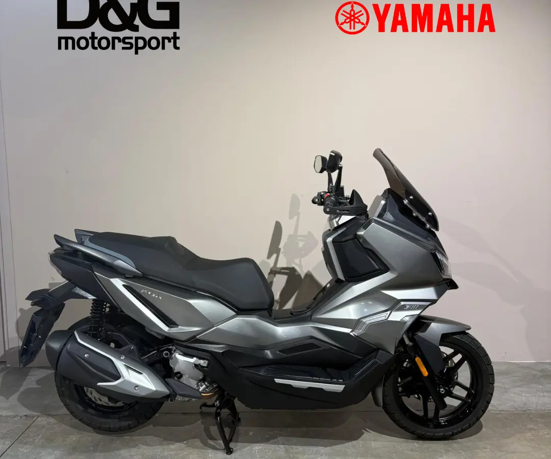 YA MODELLO_FOTO USATI (1).png