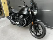 MotoGuzzi V7 Stone 2.jpg