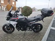 TRACER 900 2018 NIMBUS GREY 3.jpg