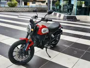 Motorshow-Yamaha-0909796508-Usato-Sicilia-ducati-srambler-800-usata-2021-vista-anteriore-sx-barcellona-pozzo-di-gotto.jpeg