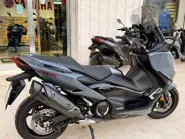 YAMAHA TMAX 560 TECH 2021 MSC MOTORI YAMAHA LECCE 8.jpeg
