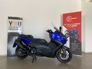 T MAX BLU 1.jpeg