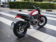 Motorshow-Yamaha-0909796508-Usato-Sicilia-ducati-srambler-800-usata-2021-vista-posteriore-dx-barcellona-pozzo-di-gotto.jpeg