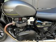 Speed Twin 900 Matt Grey 2.jpg