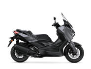 2024-Yamaha-XMAX300-EU-Sonic_Grey-Studio-002-03.jpg