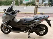 YAMAHA TMAX 560 TECH 2021 MSC MOTORI YAMAHA LECCE 3.jpeg