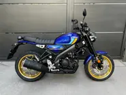 XSR 125 Blu 3.jpg