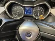 XMAX 400 Blazing (3).jpg