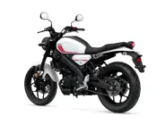 2024-Yamaha-XS125-EU-Heritage_White-Studio-003-03.jpg