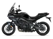 TRACER 9 BASE Y-AMT 2025 TECH BLACK 4.jpg
