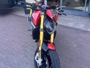 ducati 3.jpg