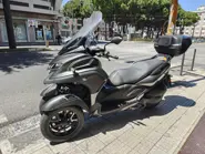 Motorshow srl Tricity 300 usato 7.jpeg